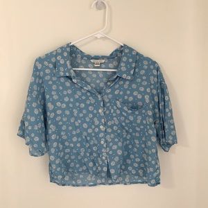 American Eagle Daisy Crop Top